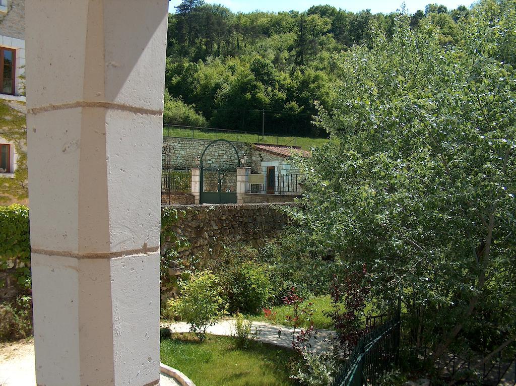 Hotel Moulin De Vigonac Valeuil Zewnętrze zdjęcie